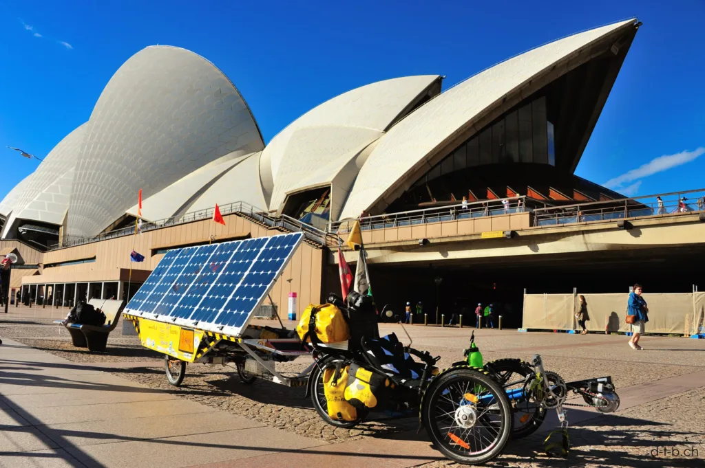 AU Solatrike in Sydney beim Opernhaus