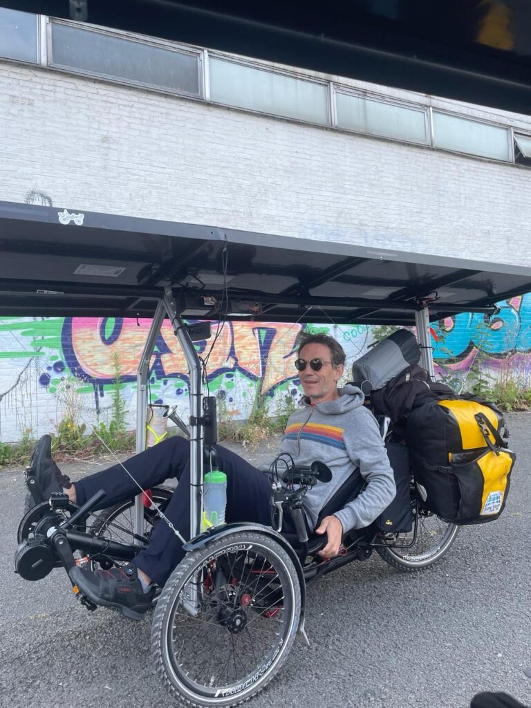 Bay2Bay – Two Belgian Solar Trikes with 500 W Roofs