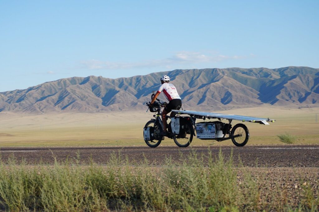 Dirk Huyghe – Four Big Sun Trips on a Santos Travel Bike