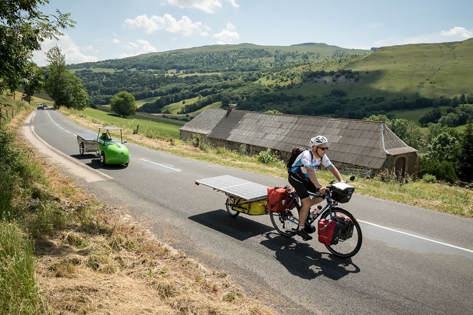 Gilles Andrea – A Surly Travel Bike with a Solar Trailer