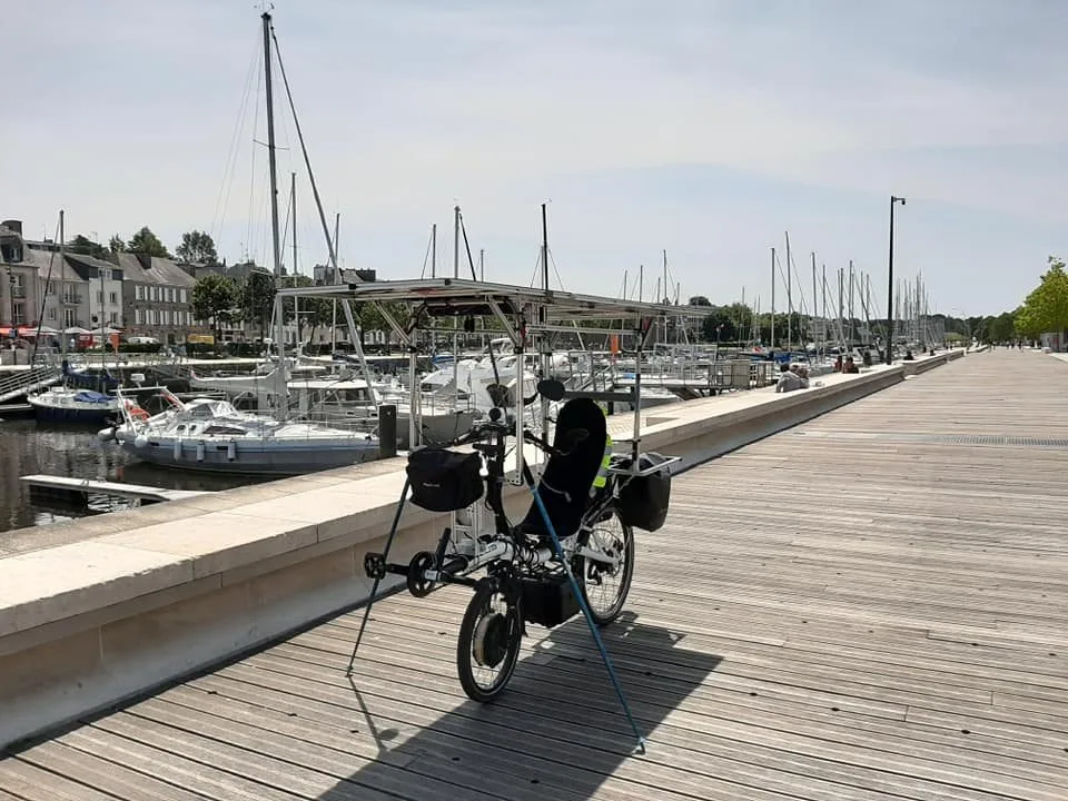 Jean-Claude Trouche – An Azub Six Recumbent with Enviolo Hub