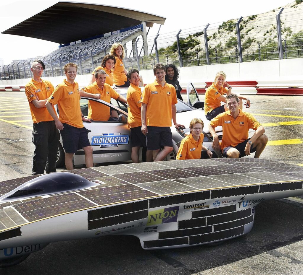 The Nuon Solar Team with Nuna 3 at its presentation in Zandvoort.